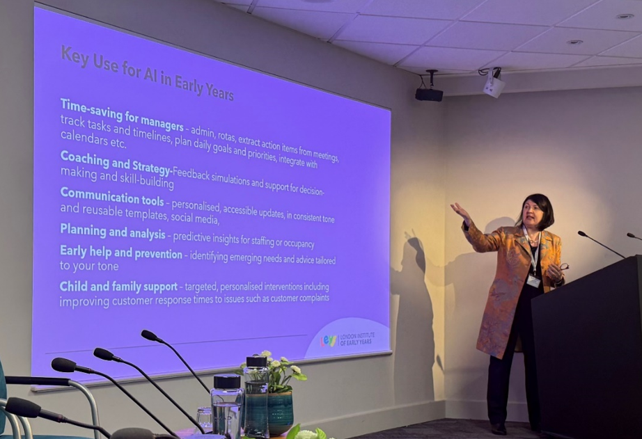 Dr June O'Sullivan Presenting on AI